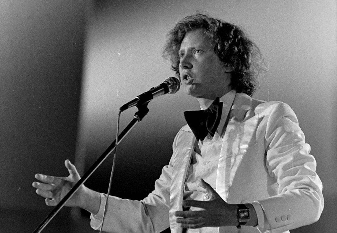 80 lat temu urodził się Marek Grechuta, piosenkarz, poeta i kompozytor 80 lat temu urodził się Marek Grechuta, piosenkarz, poeta i kompozytor