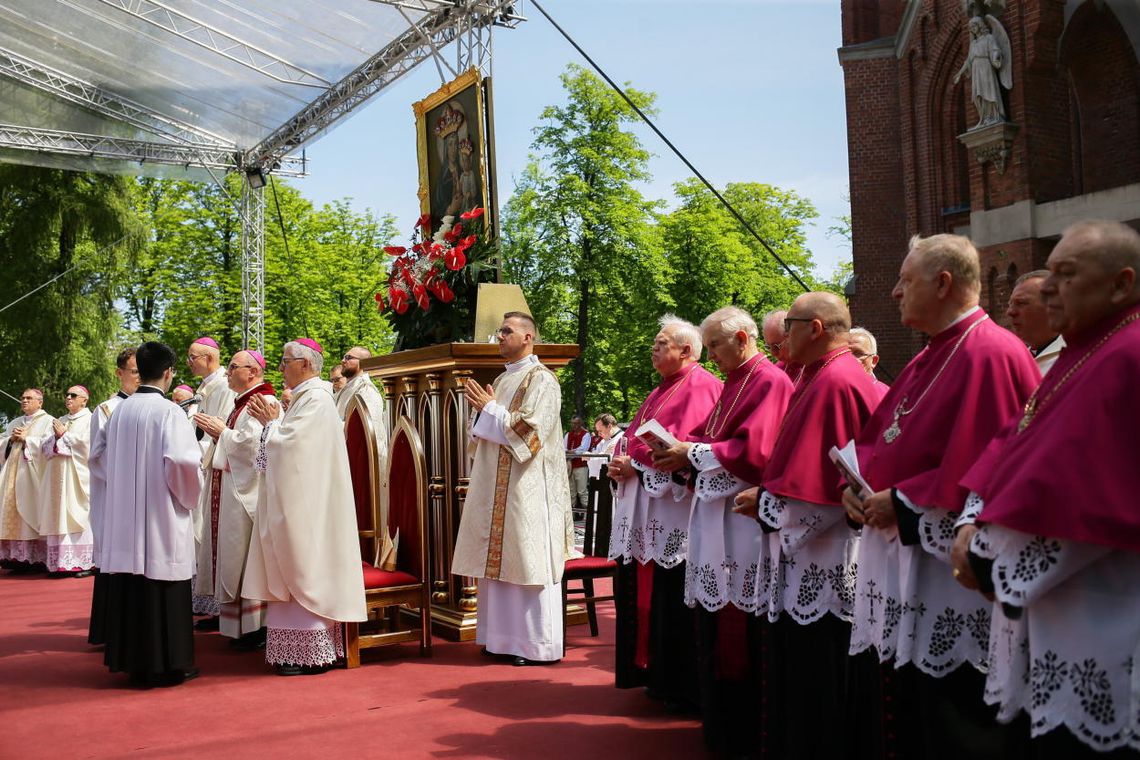 Abp Galbas: Kościołowi byłoby łatwiej, gdyby w paru miejscach odpuścił, ale czy byłby nadal Kościołem Chrystusa