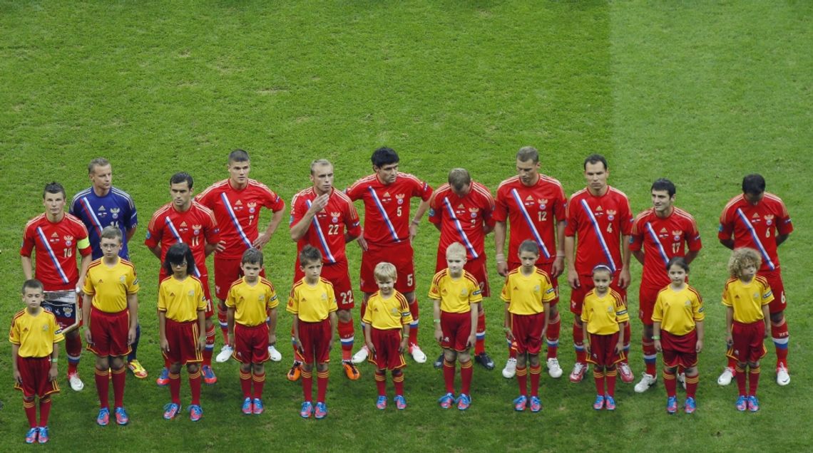 Adam Debinski z Tomaszowa Mazowieckiego eskortował rosyjskiego piłkarza na mecz Grecja-Rosja UEFA EURO 2012!