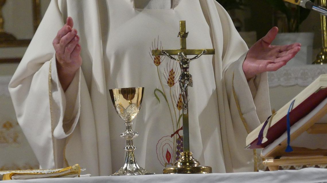 Ponad 47 proc. dorosłych uczniów nie chodzi na lekcje religii