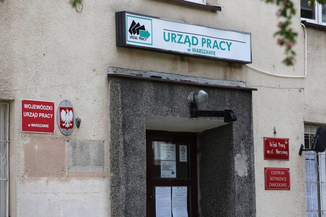 Badanie: przez wojnę w Ukrainie 71 proc. Polaków nie zdecydowałoby się na zmianę pracy