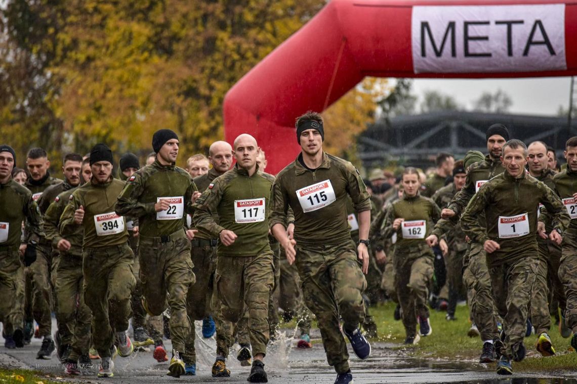Bieg Szwoleżera: sprawdzian charakteru w 25 Brygadzie Kawalerii Powietrznej Bieg Szwoleżera: sprawdzian charakteru w 25 Brygadzie Kawalerii Powietrznej