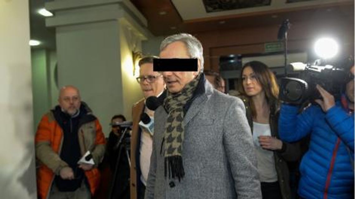 Były minister sportu Andrzej B. usłyszał prokuratorskie zarzuty. Zataił samochód