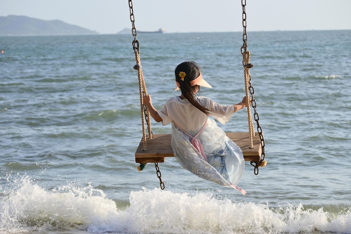 CBOS: uczniowie z 73 proc. rodzin wyjechali w lecie na co najmniej tygodniowy wypoczynek CBOS: uczniowie z 73 proc. rodzin wyjechali w lecie na co najmniej tygodniowy wypoczynek