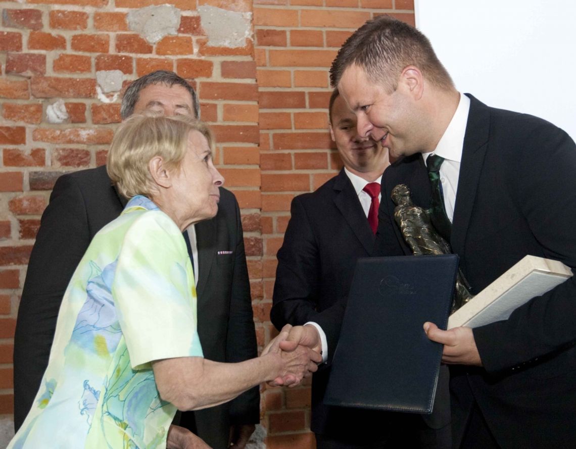 Ceramika Paradyż z nagrodą im. Henryka Grohmana