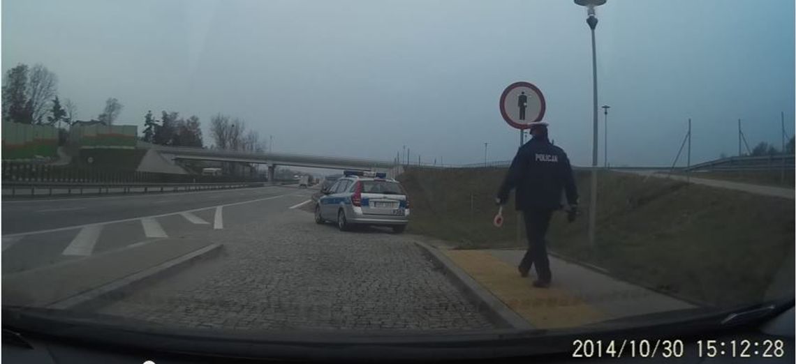 Chciał zgłosić wykroczenie Chciał zgłosić wykroczenie