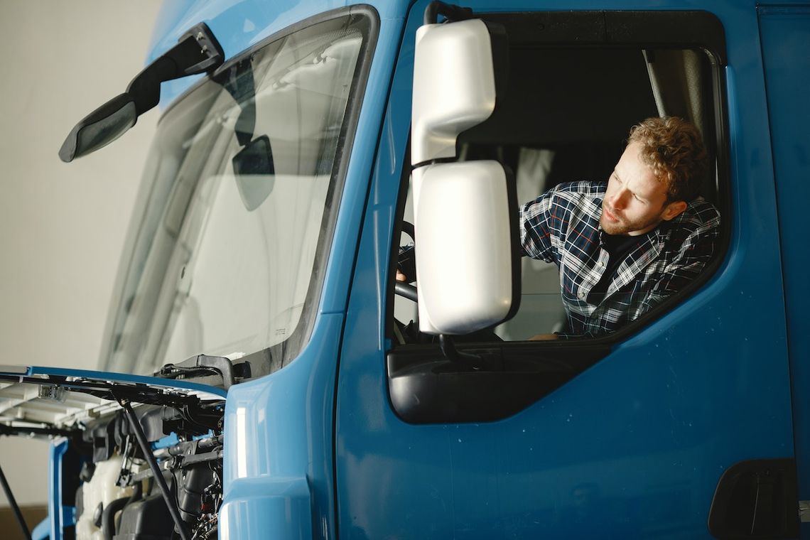 Ciężarówka IVECO do Twojej firmy transportowej - czy warto ją wybrać?
