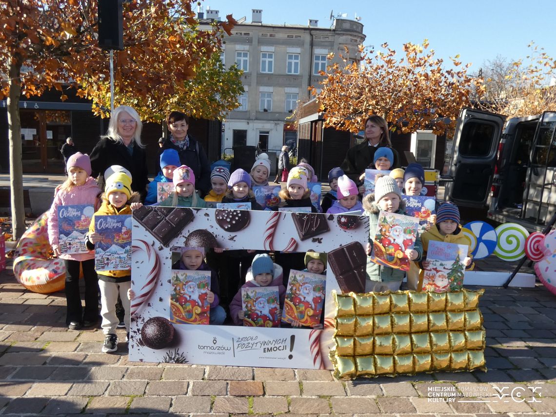 Czekoladowe listy rozgrzały Plac Kościuszki