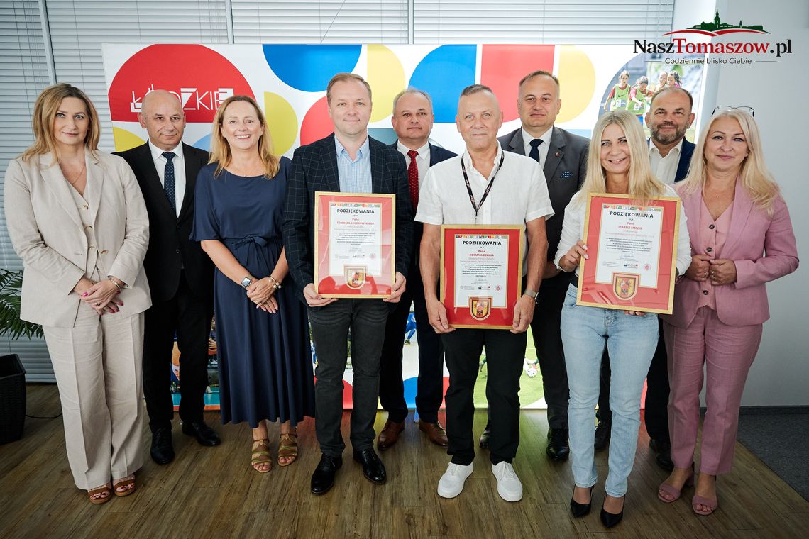 Cztery nowe korty tenisowe przy Arenie Lodowej. Tomaszów otrzymał 1,6 mln zł dofinansowania Cztery nowe korty tenisowe przy Arenie Lodowej. Tomaszów otrzymał 1,6 mln zł dofinansowania