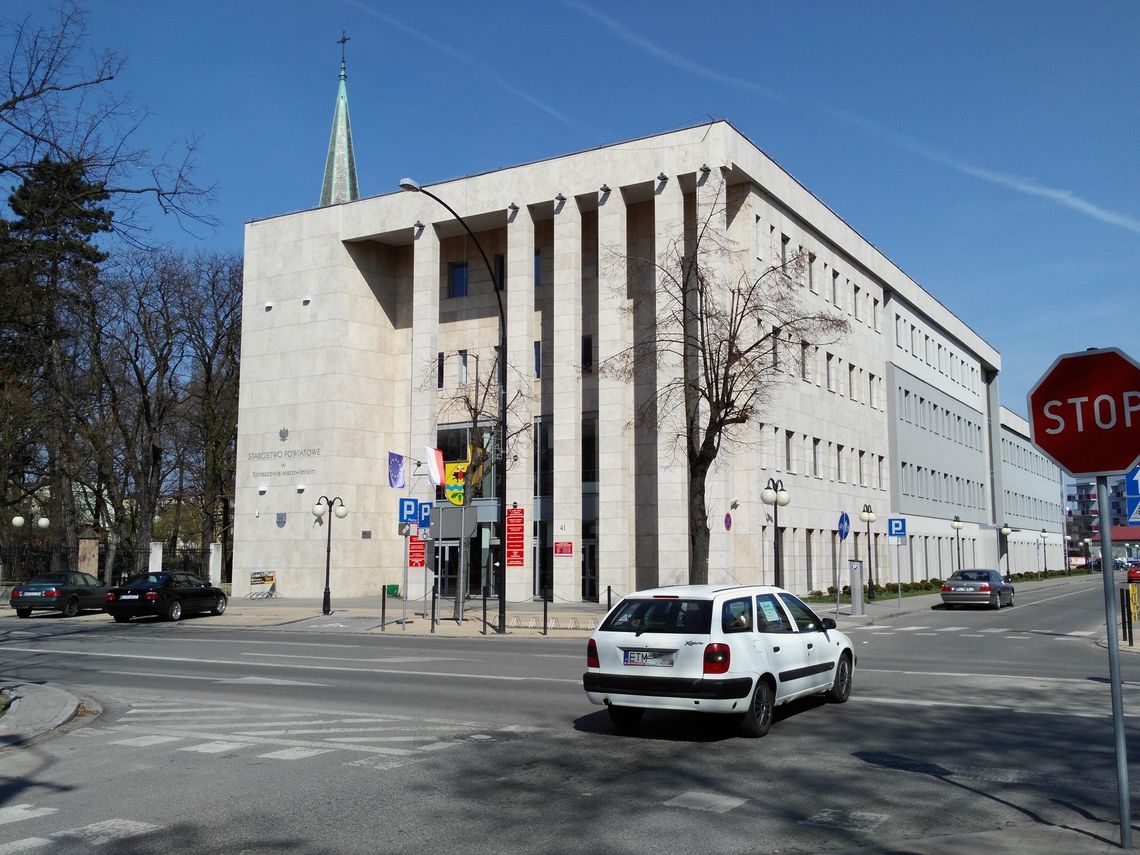 Czy się stoi, czy się leży... kasa zawsze się należy