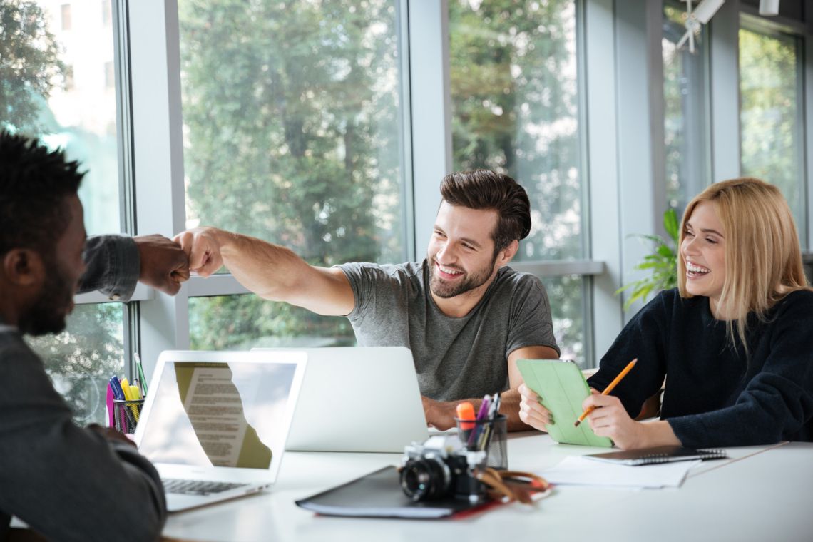 Czym jest coworking i dlaczego zyskuje na popularności?