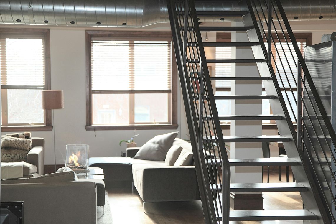 Czym różni się architekt wnętrz od projektanta?