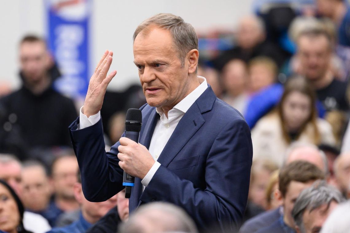 D. Tusk: nie powinniśmy mieć religii w szkołach