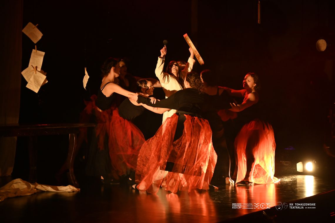 Drugi dzień XIX Tomaszowskich Teatraliów pełen emocji i scenicznej różnorodności Drugi dzień XIX Tomaszowskich Teatraliów pełen emocji i scenicznej różnorodności