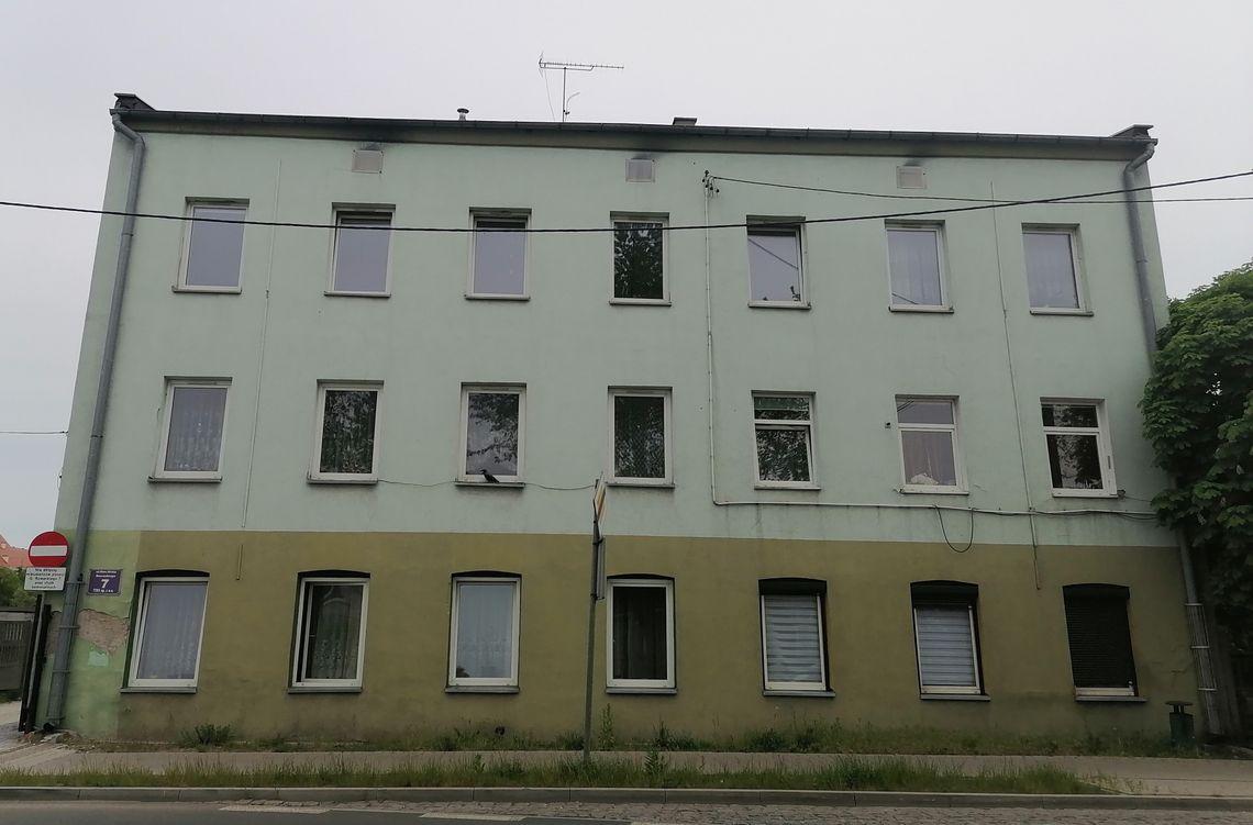 Dwie termomodernizacje budynków TBS w Tomaszowie – Grota Roweckiego 7 i Farbiarska 9/11