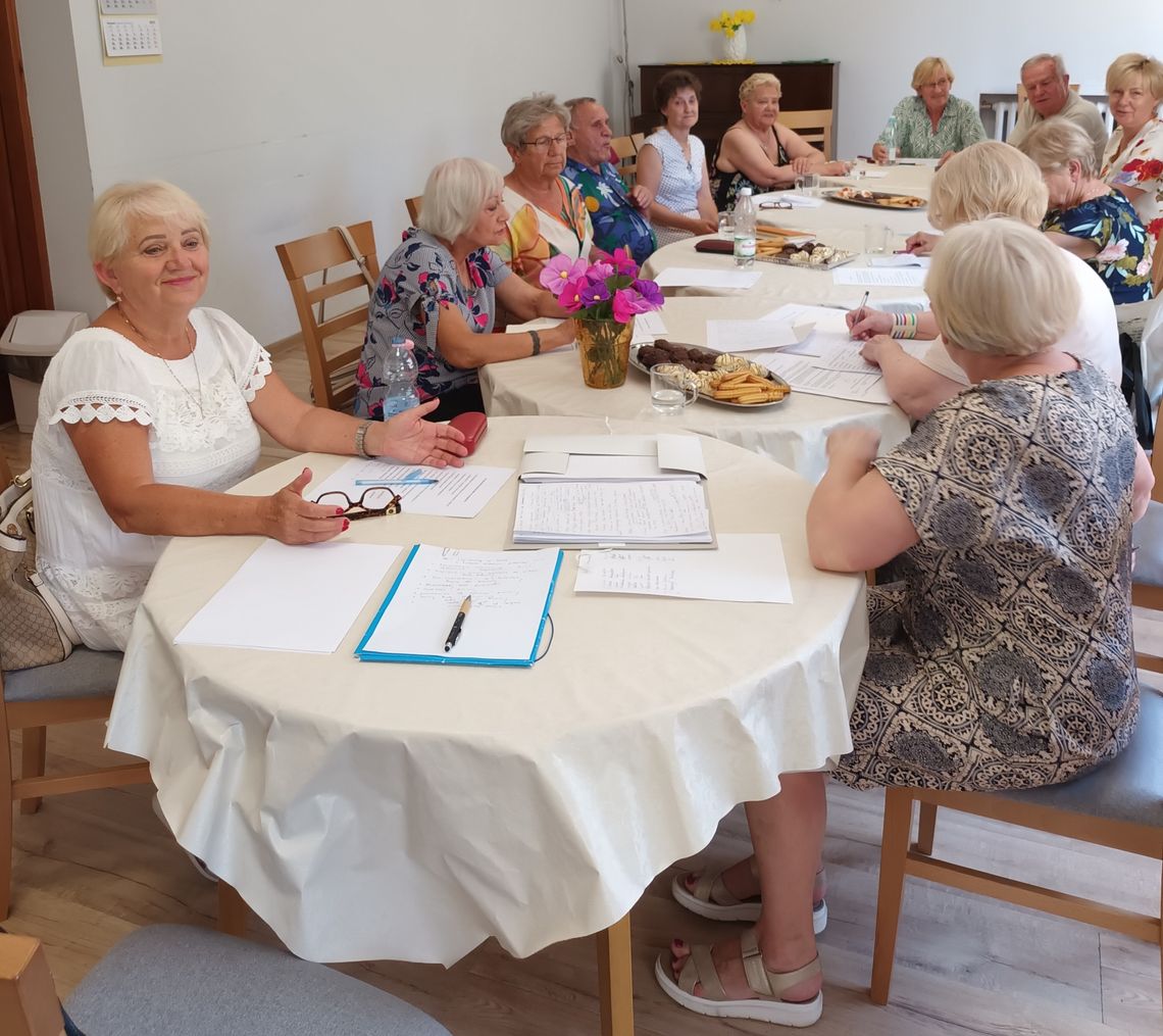 Dyżur Tomaszowskiej Rady Seniorów - czas na rozmowę o jakości życia starszych mieszkańców Dyżur Tomaszowskiej Rady Seniorów - czas na rozmowę o jakości życia starszych mieszkańców
