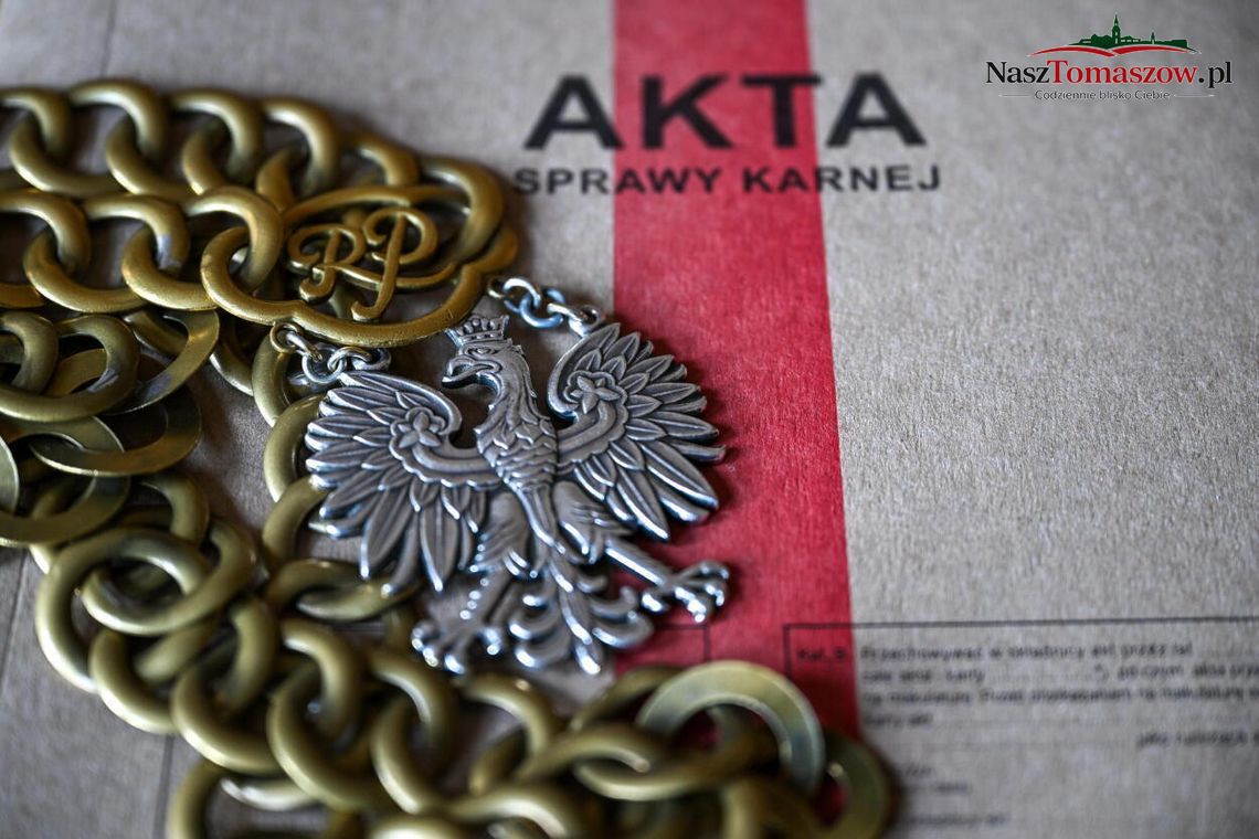 Dzielnicowy z Rokicin na zakupach rozpoznał poszukiwanego. 88 dni spędzi w więzieniu