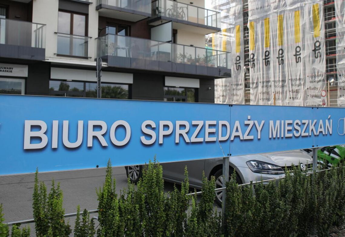 Eksperci: wg prognoz wysokość rat kredytów mieszkaniowych będzie spadać, a ich dostępność rosnąć
