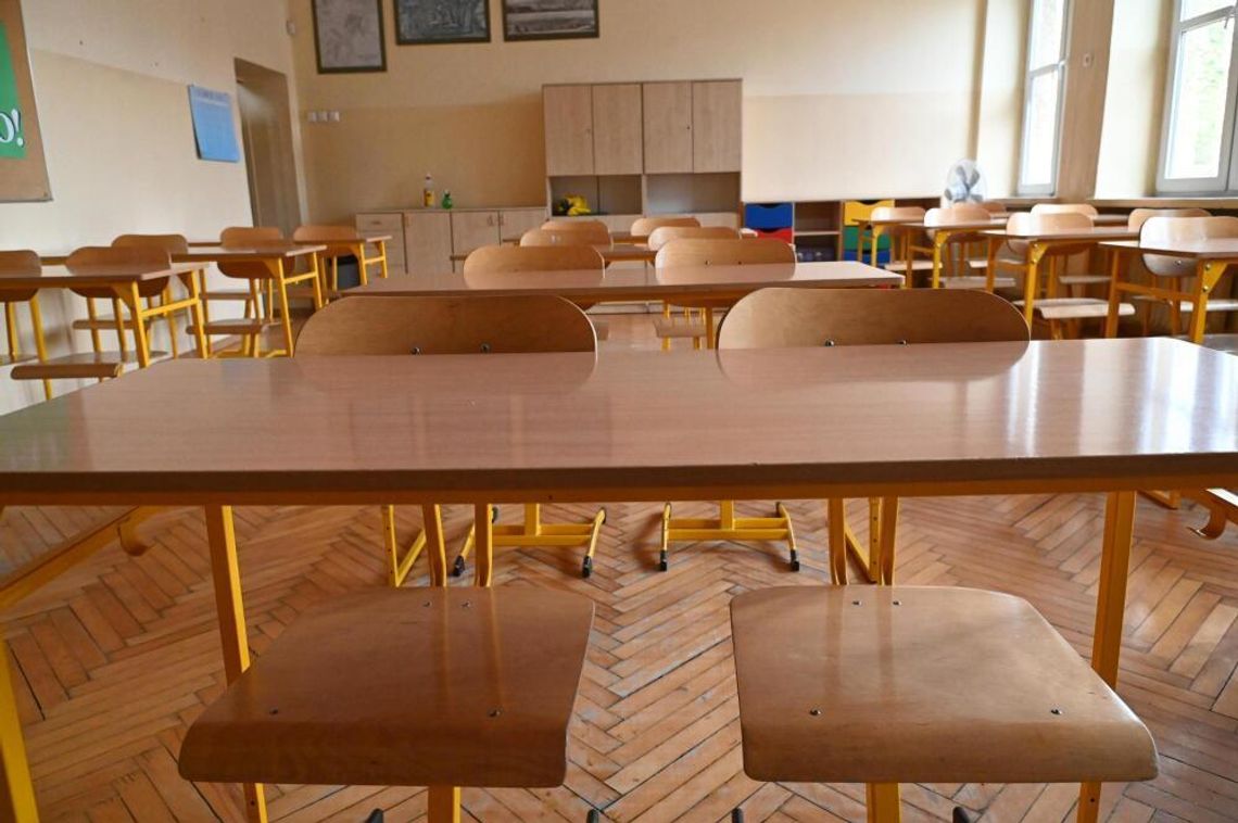 Ekspert o zmianie progu nieobecności w szkole: oby nie było jak z pracami domowymi