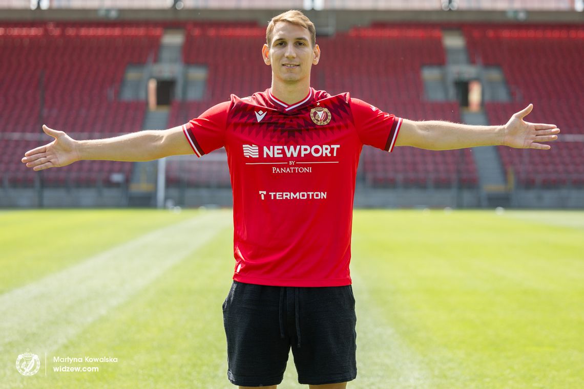 Ekstraklasa piłkarska - chorwacki pomocnik dołączył do Widzewa