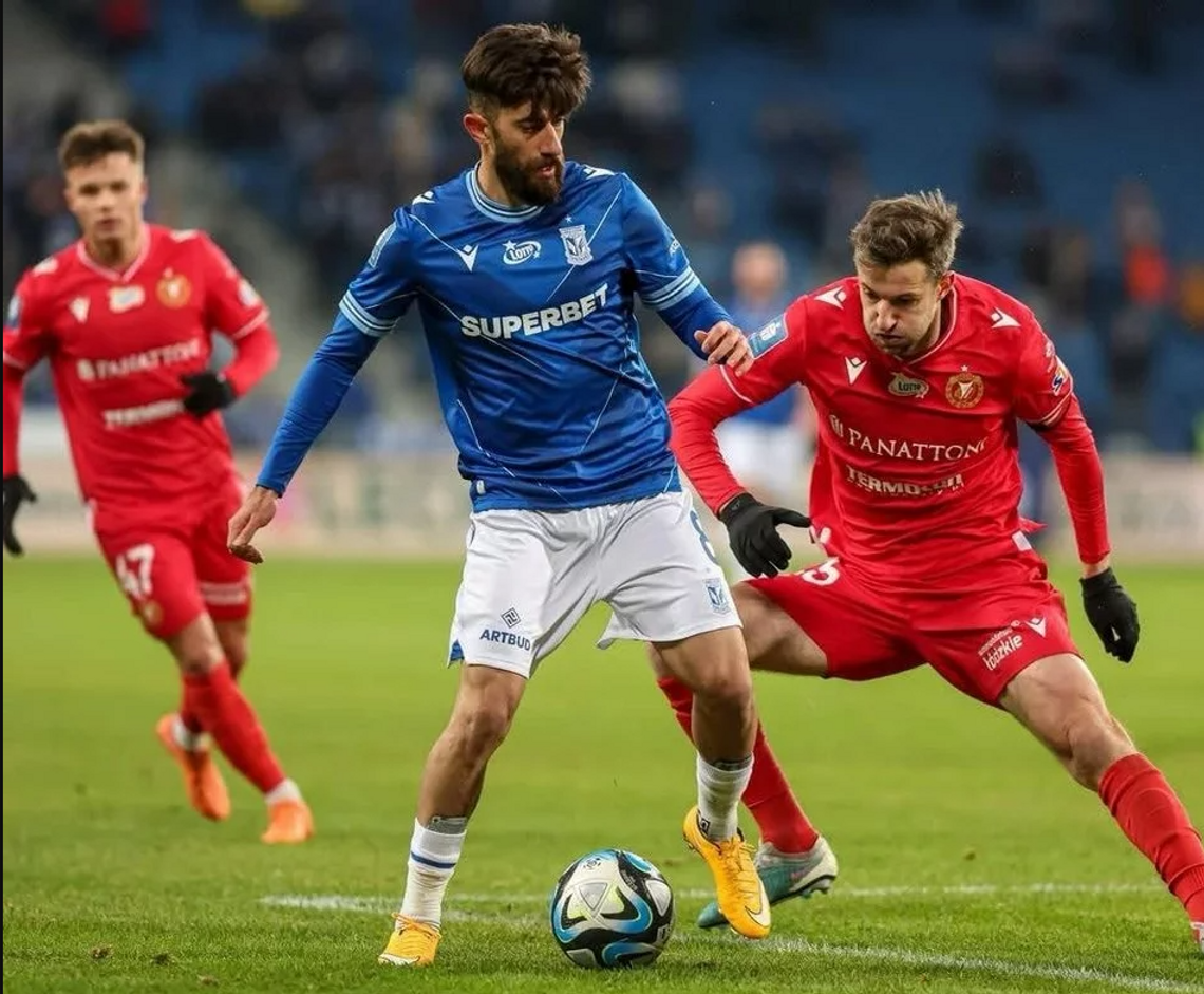 Ekstraklasa piłkarska - Lech - Widzew 4:1