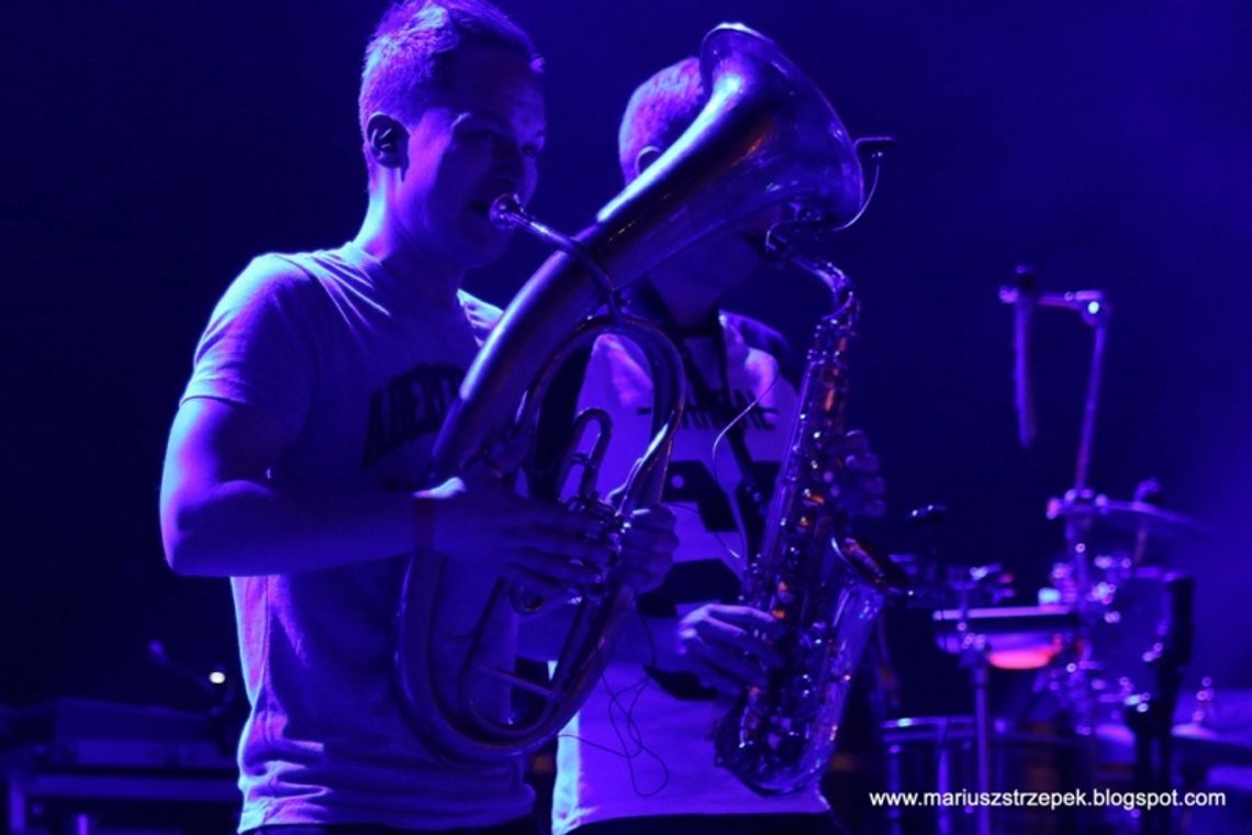 Enej przed Happysad'em...