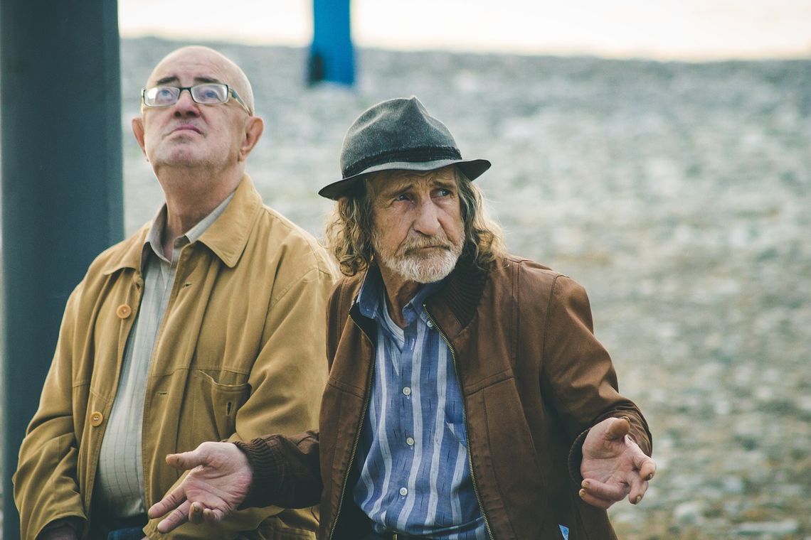 Geriatra: w upalne dni seniorzy nie powinni wychodzić z domu zwłaszcza w godz. 11-16 Geriatra: w upalne dni seniorzy nie powinni wychodzić z domu zwłaszcza w godz. 11-16