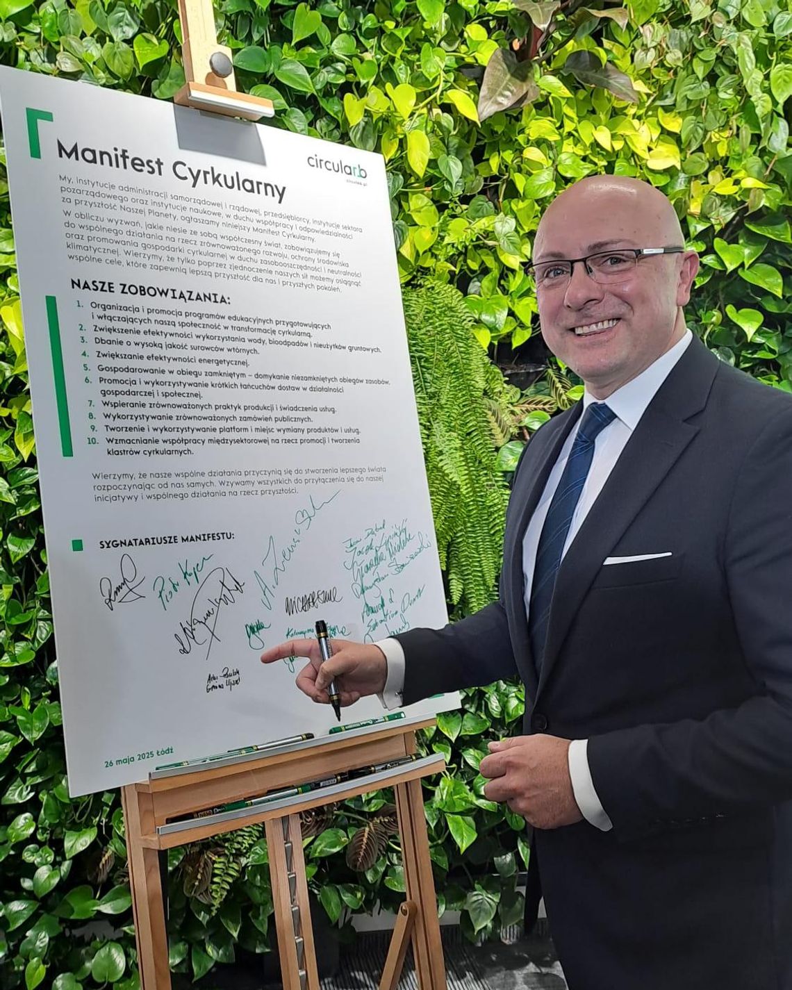 Gmina Ujazd podpisała Manifest Cyrkularny. Dołącza do działań na rzecz przyszłości