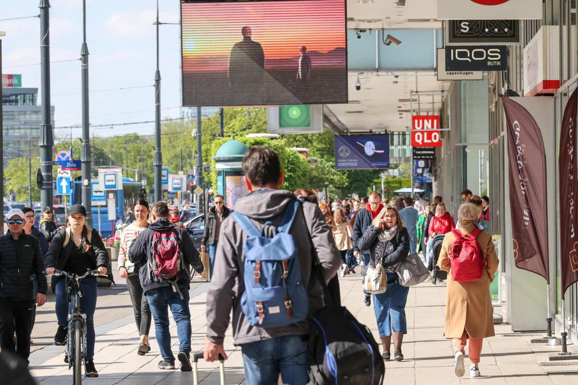 GUS: w 2023 r. liczba ludności Polski wyniosła 37 mln 637 tys. osób