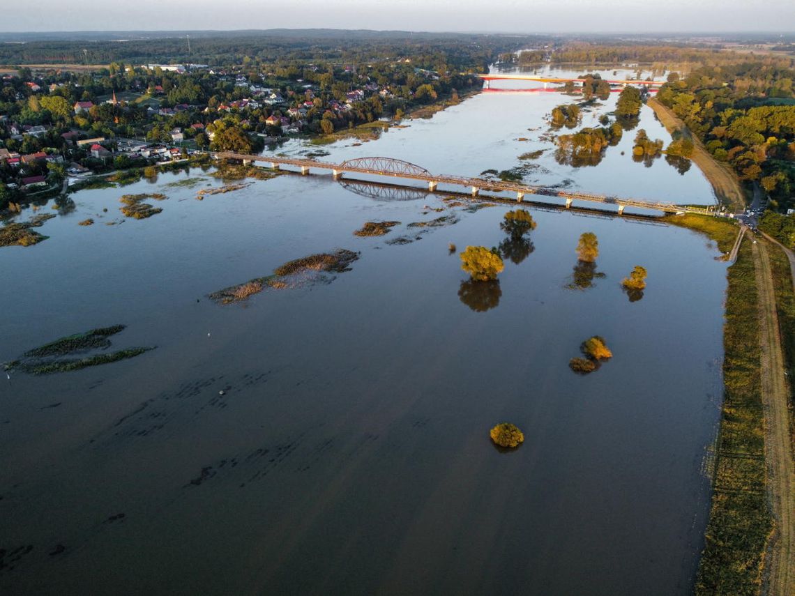 IMGW: stan alarmowy na rzekach przekroczony na 29 stacjach hydrologicznych