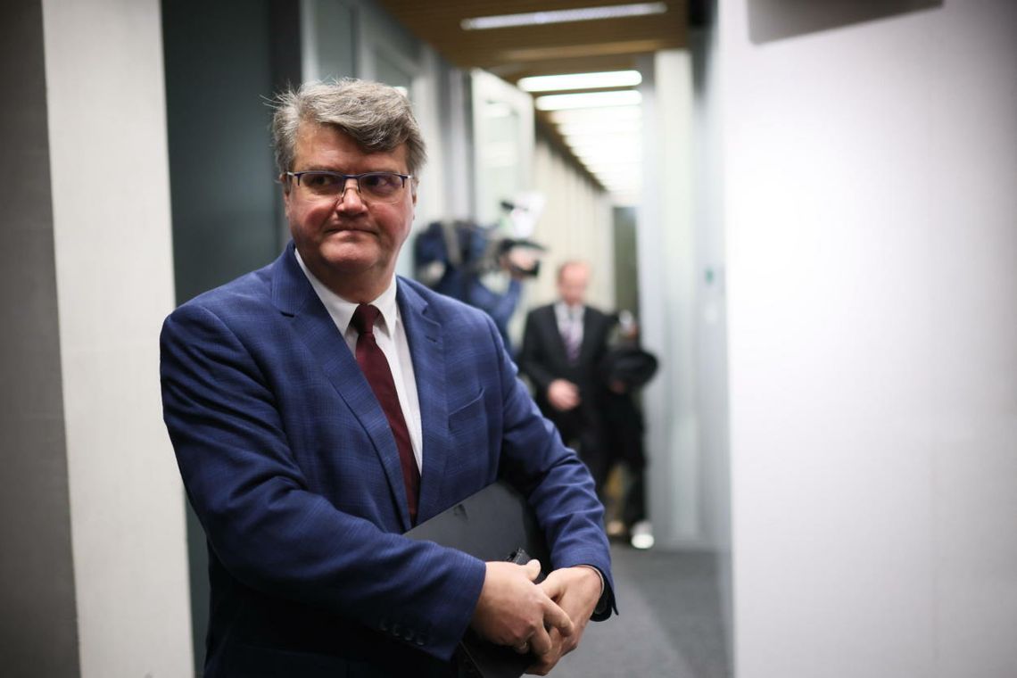 Izba Kontroli Nadzwyczajnej SN uchyliła postanowienie marszałka Sejmu o wygaszeniu mandatu posła M. Wąsika Izba Kontroli Nadzwyczajnej SN uchyliła postanowienie marszałka Sejmu o wygaszeniu mandatu posła M. Wąsika