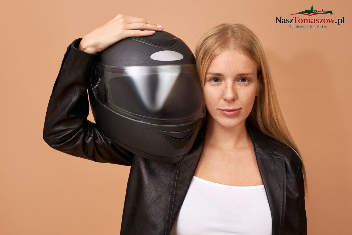 Jak dobrać rozmiar kasku motocyklowego, żeby nie uciskał?