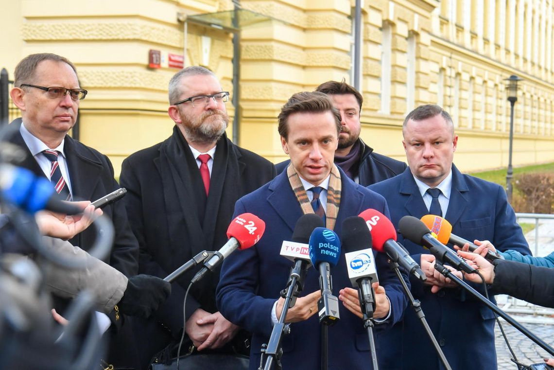 K. Bosak po spotkaniu z premierem Morawieckim: nie ma szansy na wspólny rząd