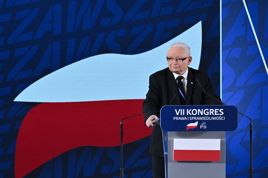 Kaczyński: powody spadku poparcia PiS - m.in. pandemia, wyrok TK ws. aborcji, wojna hybrydowa