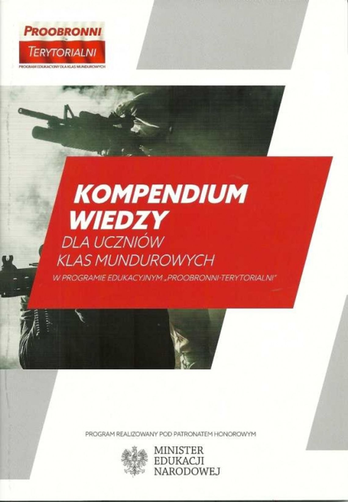 Kadeci „Mechanika” z nowymi materiałami MON do szkolenia klas wojskowych Kadeci „Mechanika” z nowymi materiałami MON do szkolenia klas wojskowych