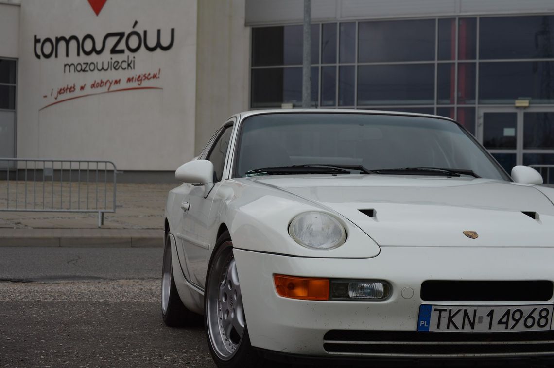 Klasyki Porsche na ulicach Tomaszowa 