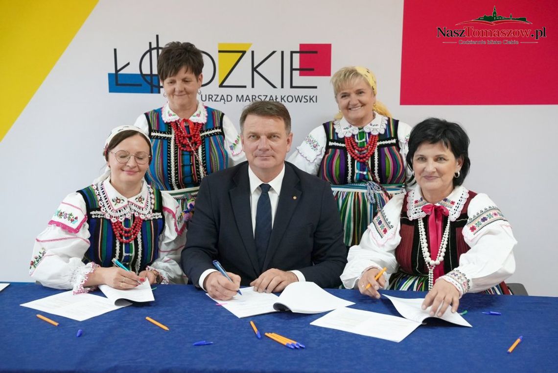 Koła gospodyń i gminy z opoczyńskiego z dofinansowaniem na kuchnię, kulturę i drogi