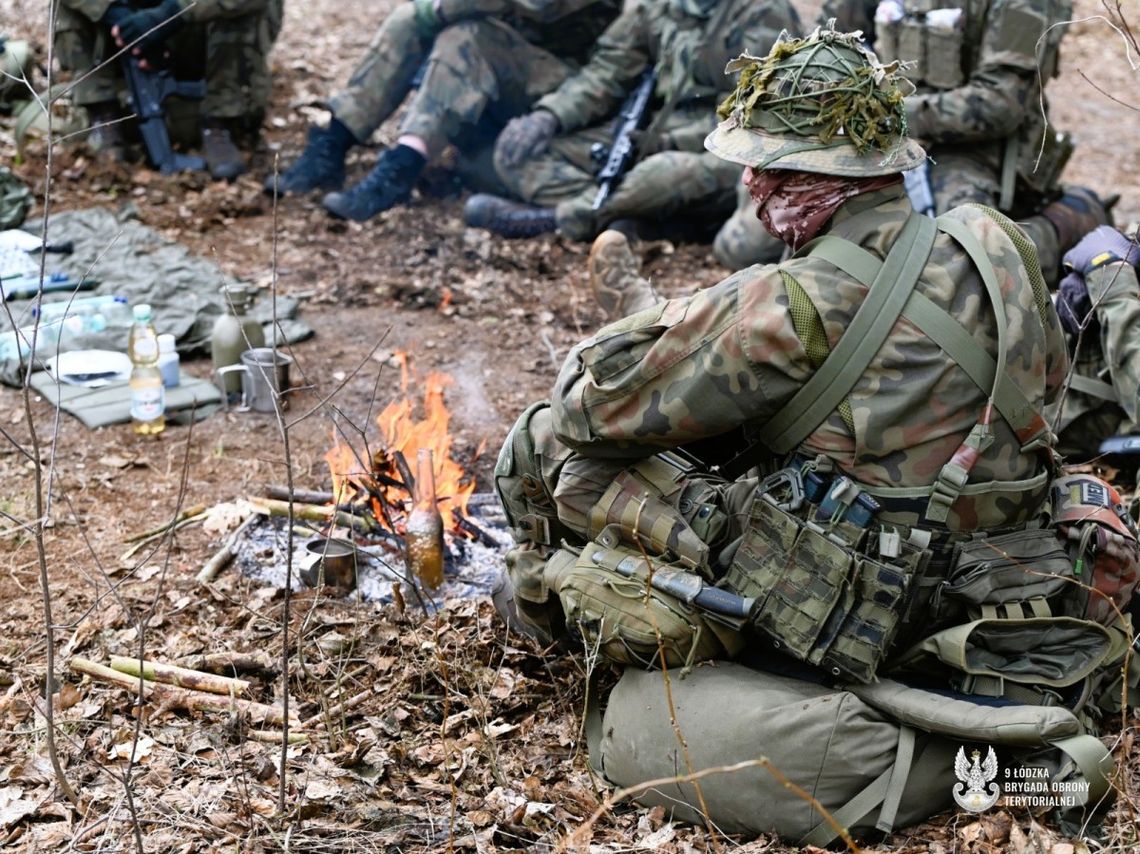 Kolejni żołnierze 9 Łódzkiej Brygady Obrony Terytorialnej przeszli szkolenie SERE