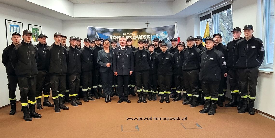 Komendant Straży Pożarnej w Tomaszowie przechodzi na emeryturę