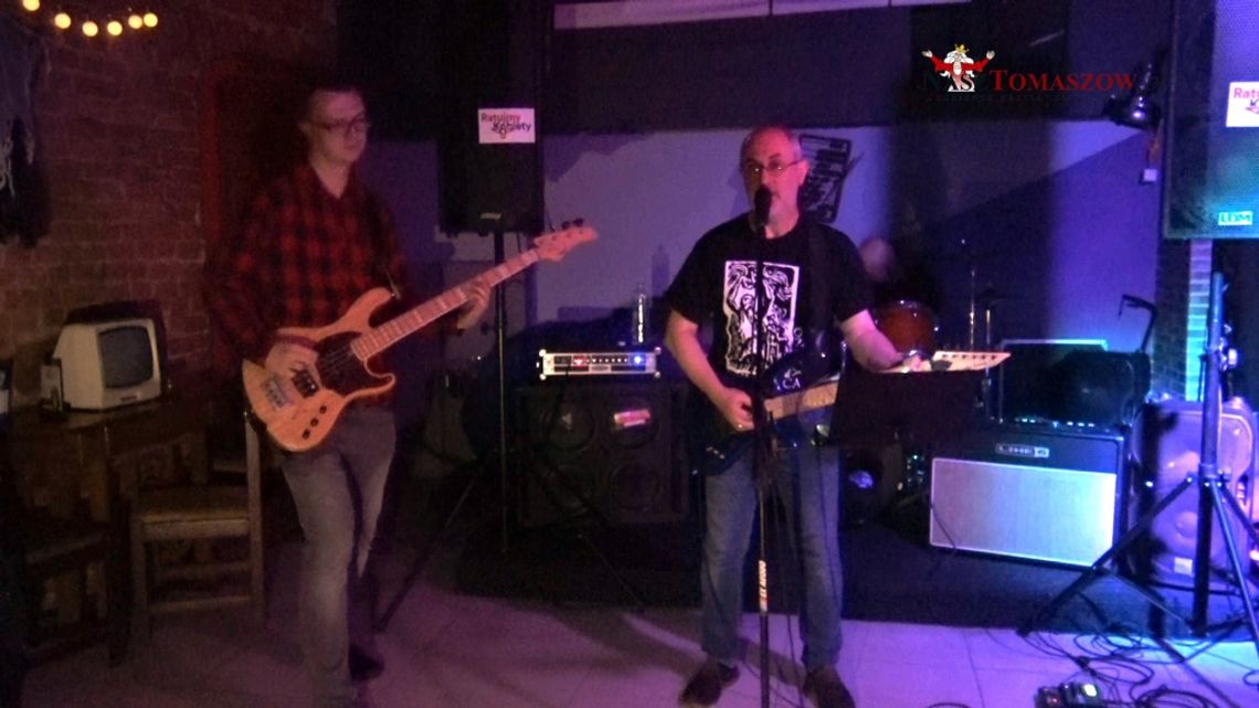 Koncert RHL Ansambl w pubie Piwnica