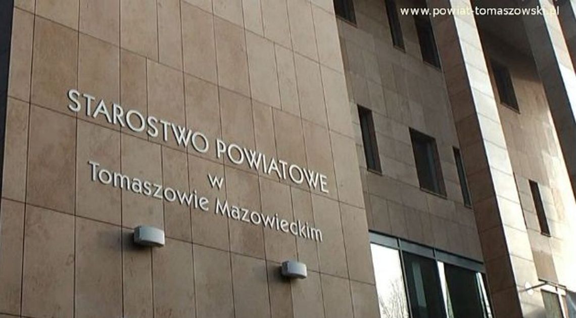 Konkurs na dyrektora PCPR. Jedna kandydatura, zmiana władzy i sporo znaków zapytania Konkurs na dyrektora PCPR. Jedna kandydatura, zmiana władzy i sporo znaków zapytania