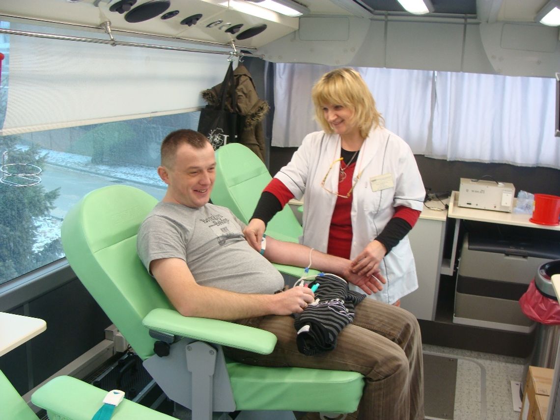 Krwiobus przed komendą