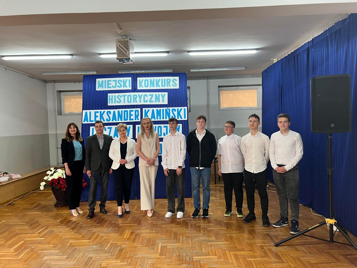 Laureaci konkursu historycznego SP 1