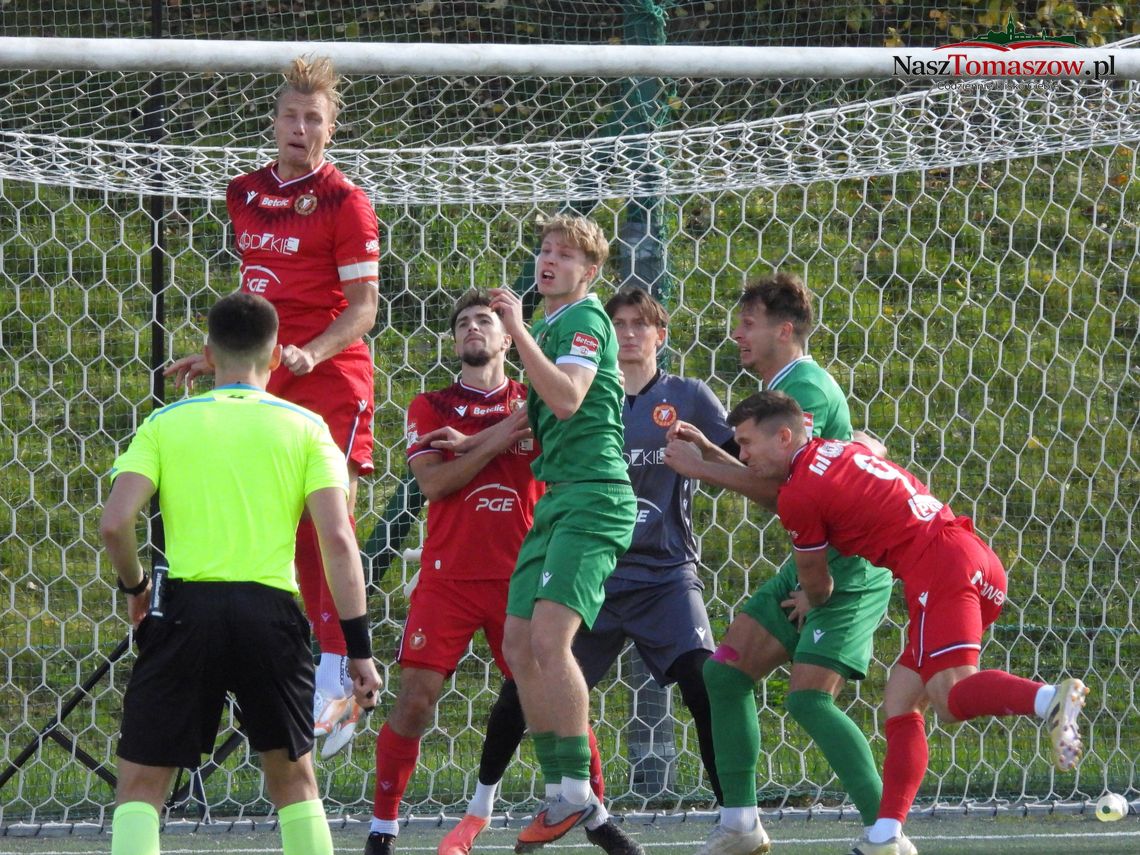 Lechia dzieli punkty z rezerwami Widzewa. Remis 1:1 i niedosyt po świetnej okazji w końcówce Lechia dzieli punkty z rezerwami Widzewa. Remis 1:1 i niedosyt po świetnej okazji w końcówce