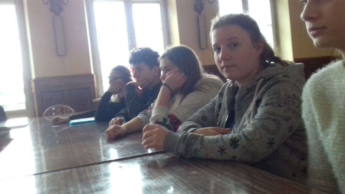 Lekcja wiedzy o społeczeństwie w Urzędzie Miasta