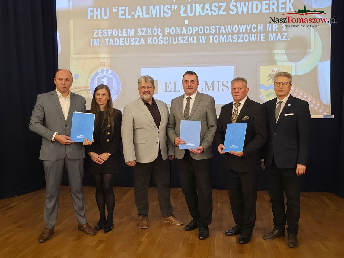 Lokalna firma obejmuje patronatem przyszłych elektryków z tomaszowskiego „Mechanika”