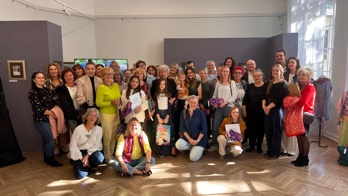 „Lokalne rękodzieło jako sposób budowania poczucia wartości” – finał projektu w Tomaszowie Mazowieckim „Lokalne rękodzieło jako sposób budowania poczucia wartości” – finał projektu w Tomaszowie Mazowieckim