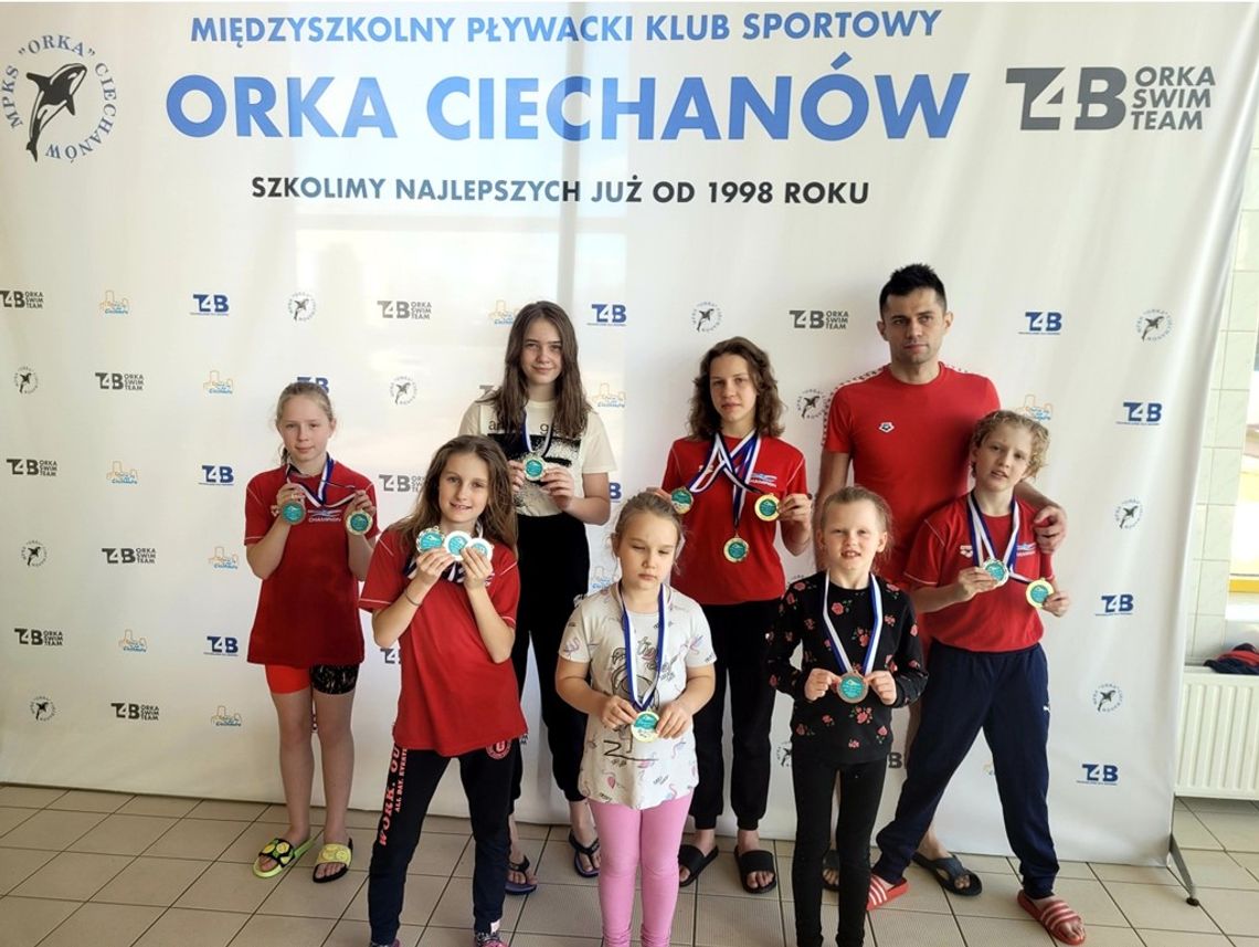 Mali a doskonali... pływacy 