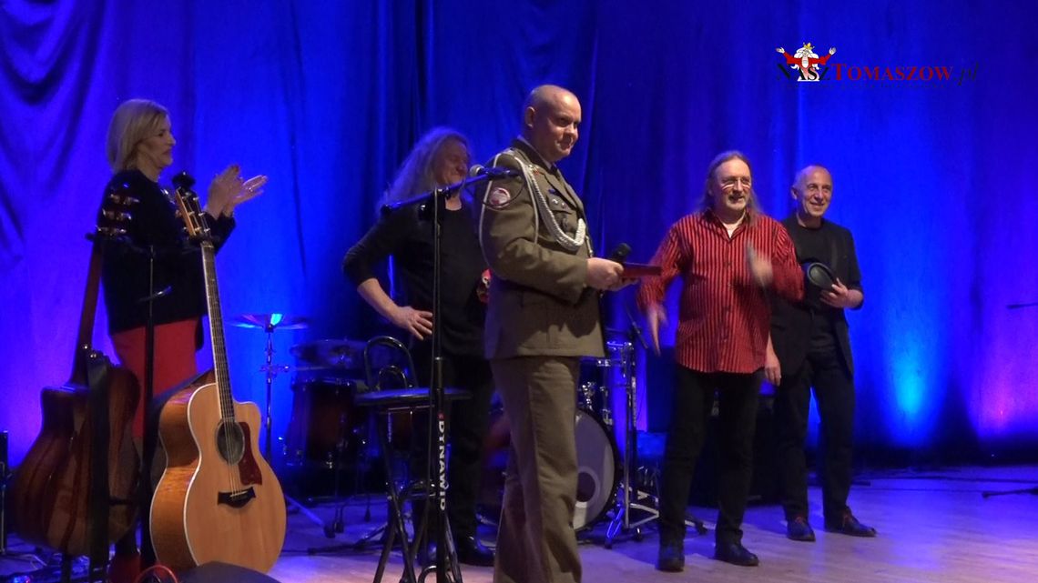 Marek Piekarczyk Akustycznie w Tomaszowie Mazowieckim Marek Piekarczyk Akustycznie w Tomaszowie Mazowieckim