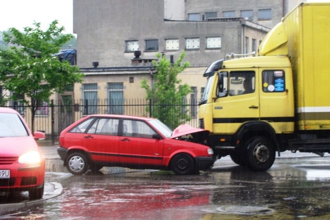 Mercedesem w Seata na Legionów